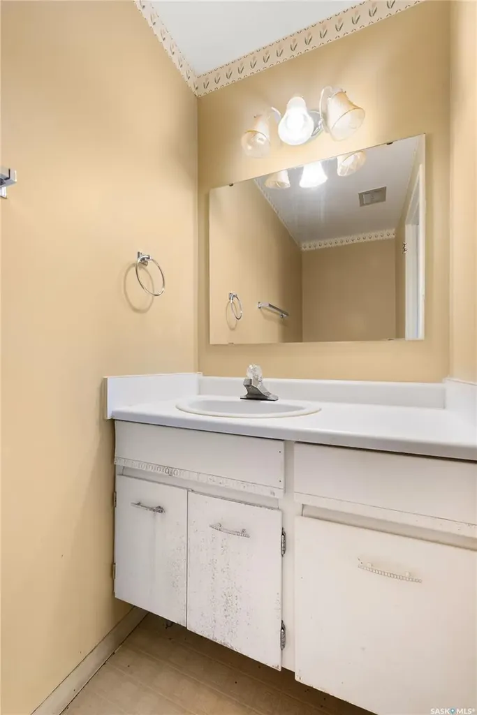 4615 Rae Street Regina SK S4S 3B2