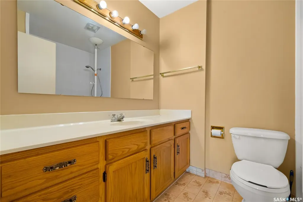 4615 Rae Street Regina SK S4S 3B2