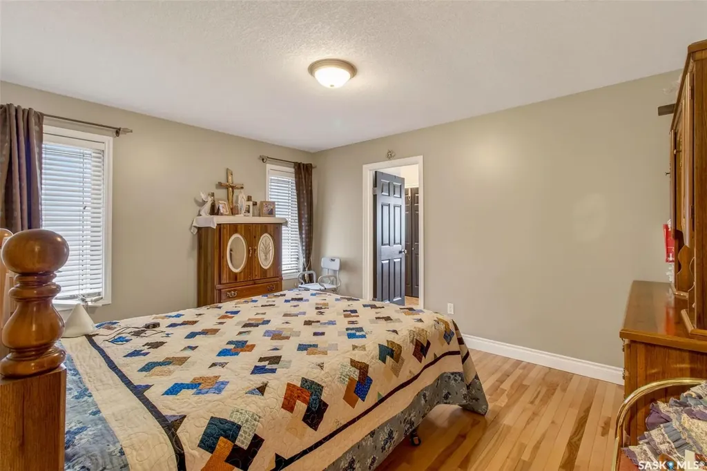 1 Telfer Bay Prince Albert SK S6X 1C4