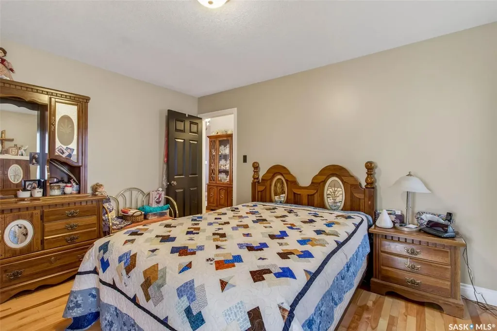 1 Telfer Bay Prince Albert SK S6X 1C4