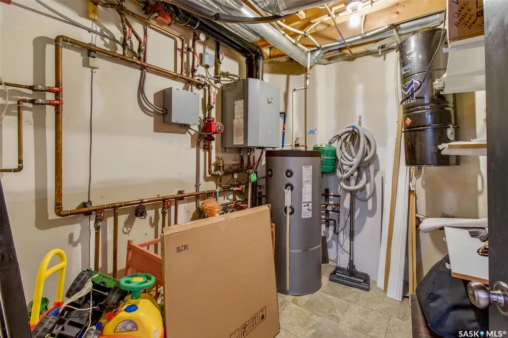 1 Telfer Bay Prince Albert SK S6X 1C4
