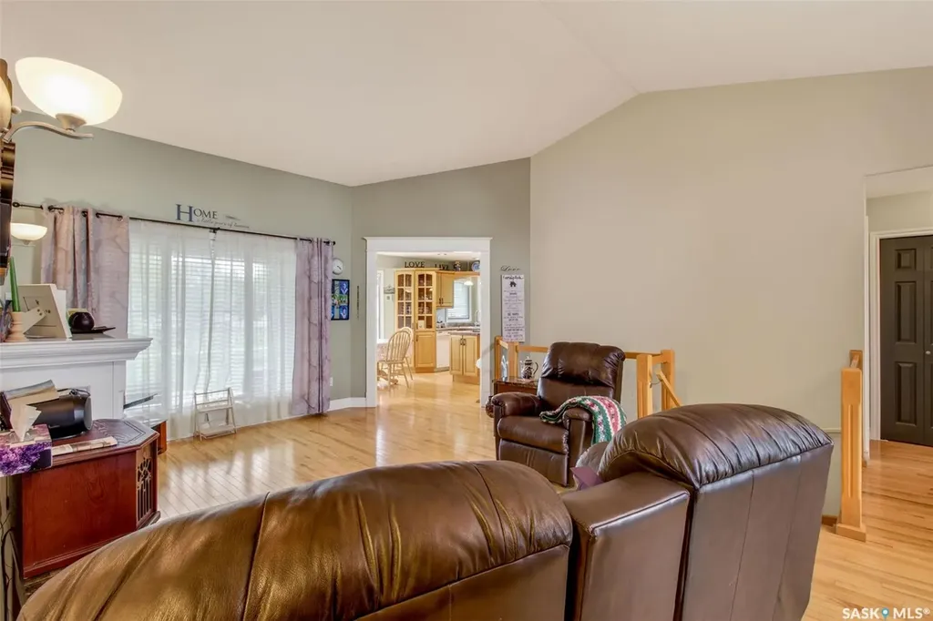 1 Telfer Bay Prince Albert SK S6X 1C4