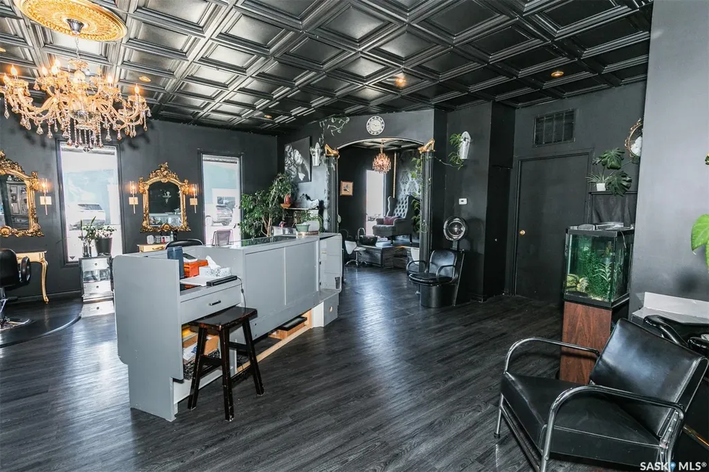 509 Grand Avenue Luseland SK S0L 2A0