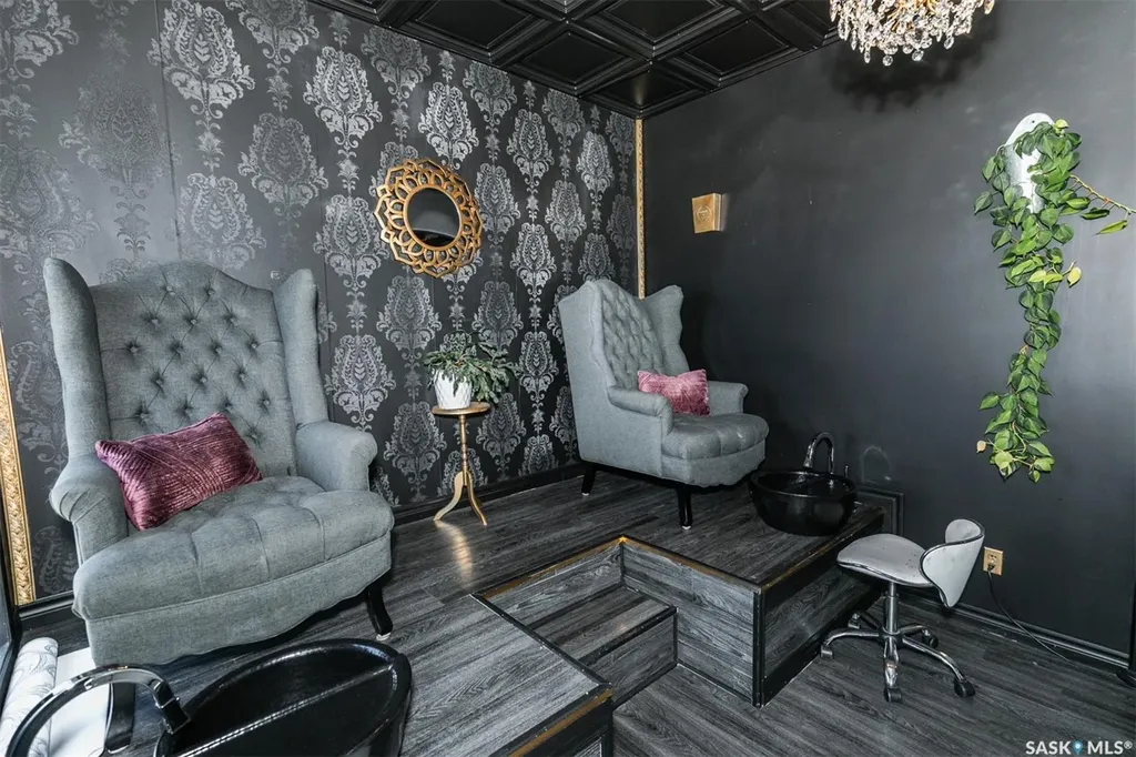 509 Grand Avenue Luseland SK S0L 2A0