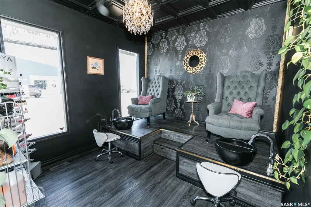 509 Grand Avenue Luseland SK S0L 2A0