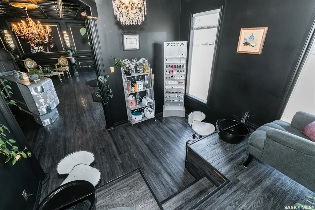 509 Grand Avenue Luseland SK S0L 2A0