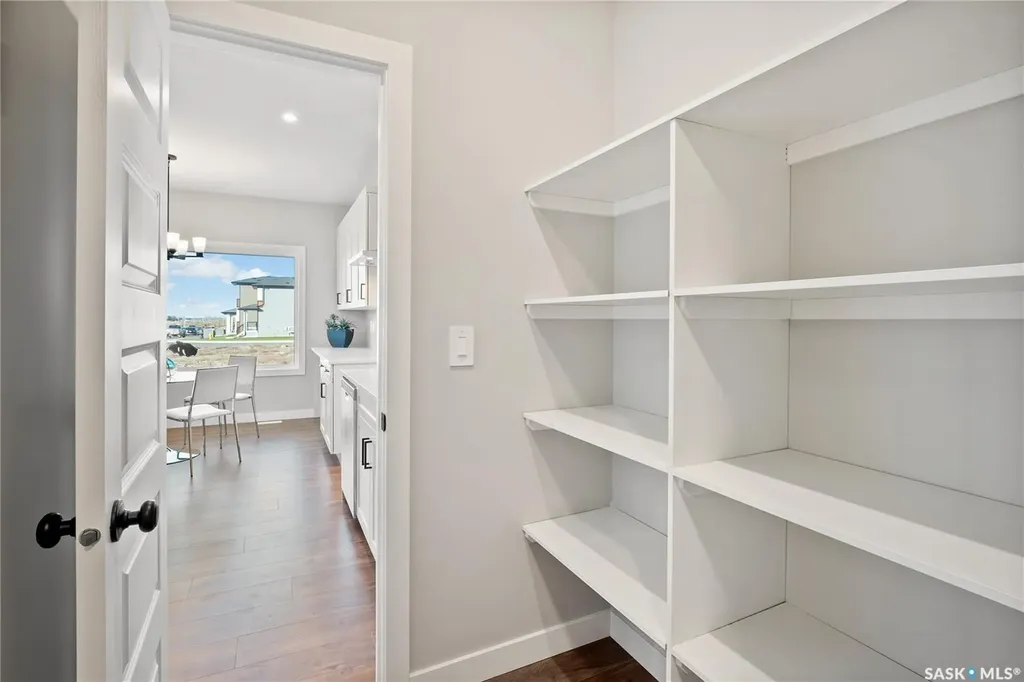 10 Vancouver Crescent Pilot Butte SK S0G 3Z0