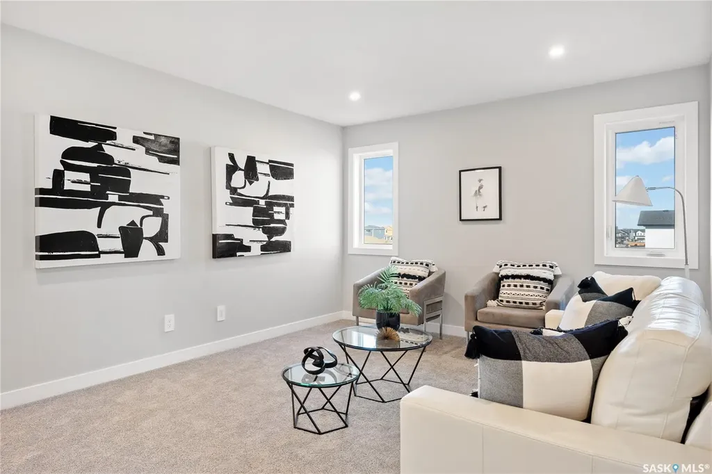 10 Vancouver Crescent Pilot Butte SK S0G 3Z0