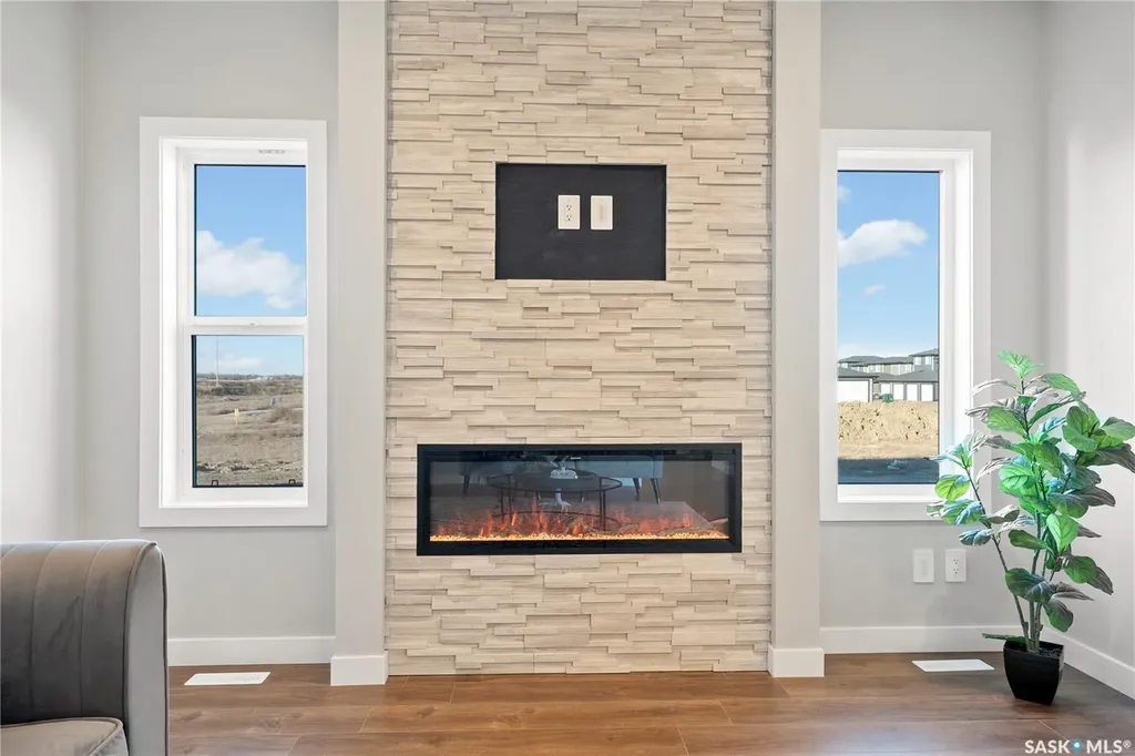 10 Vancouver Crescent Pilot Butte SK S0G 3Z0