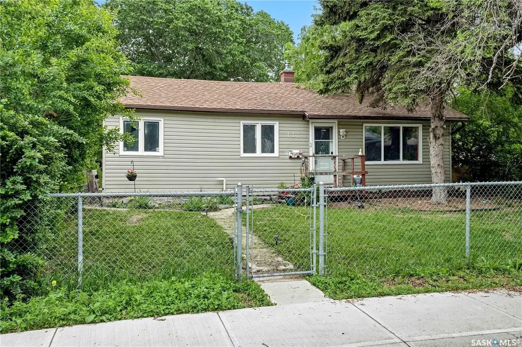 133 Osler Street Regina SK S4R 1V3