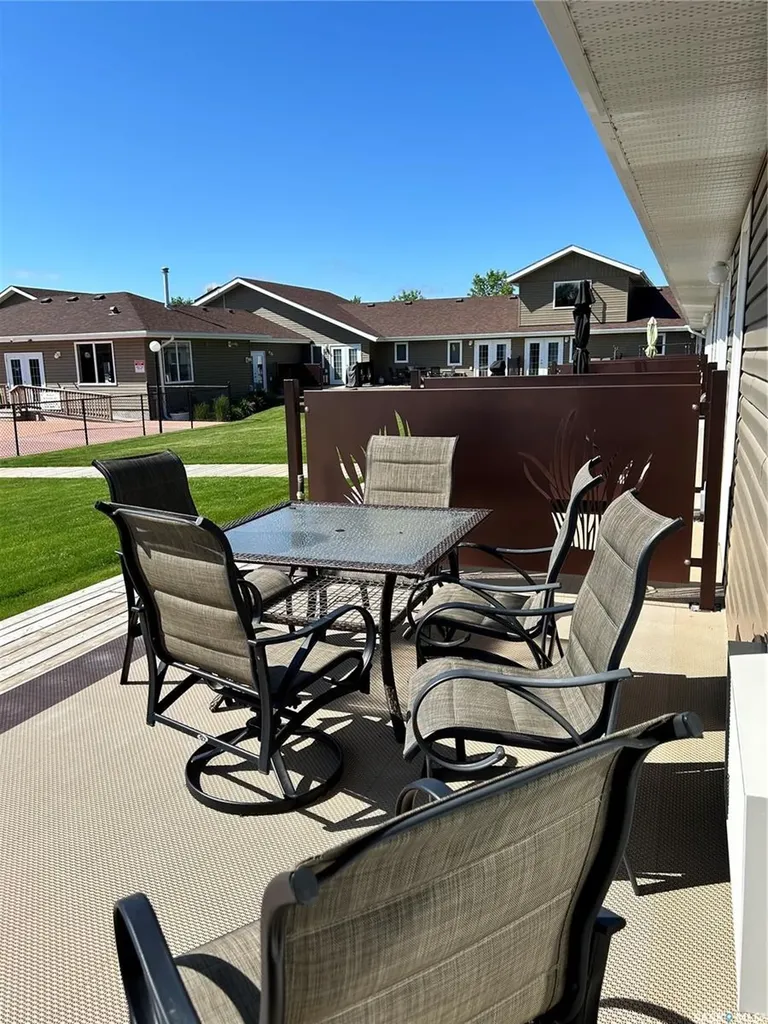 1250 Aaro Avenue Elbow SK S0H 1J0