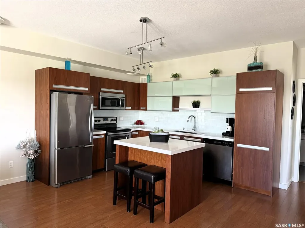 1015 Patrick Crescent Saskatoon SK S7W 0M1