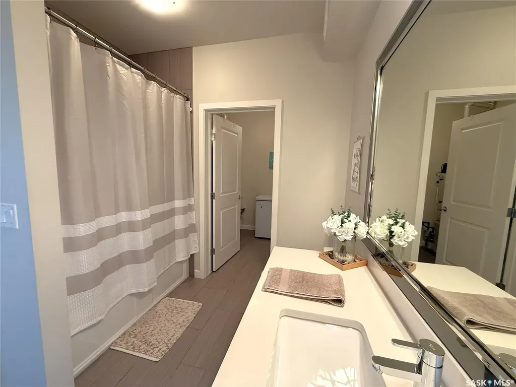 1015 Patrick Crescent Saskatoon SK S7W 0M1