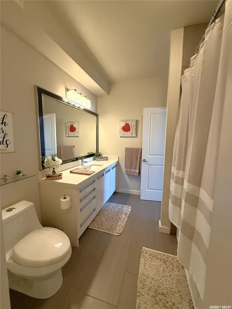 1015 Patrick Crescent Saskatoon SK S7W 0M1