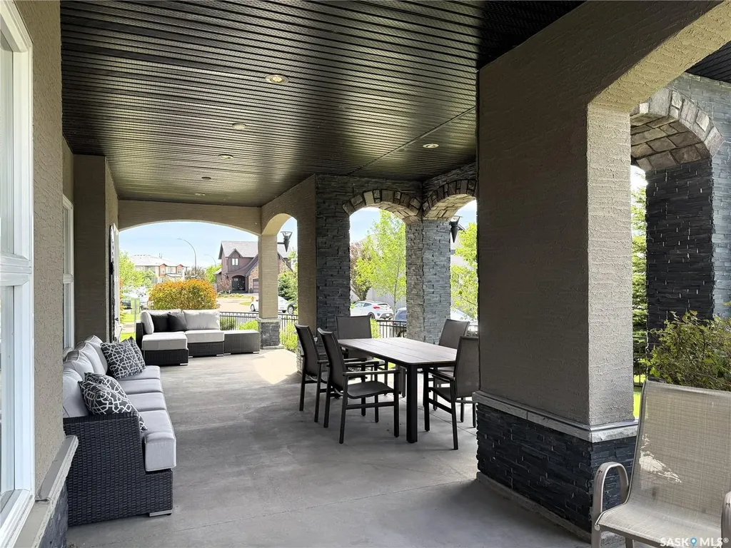 1015 Patrick Crescent Saskatoon SK S7W 0M1