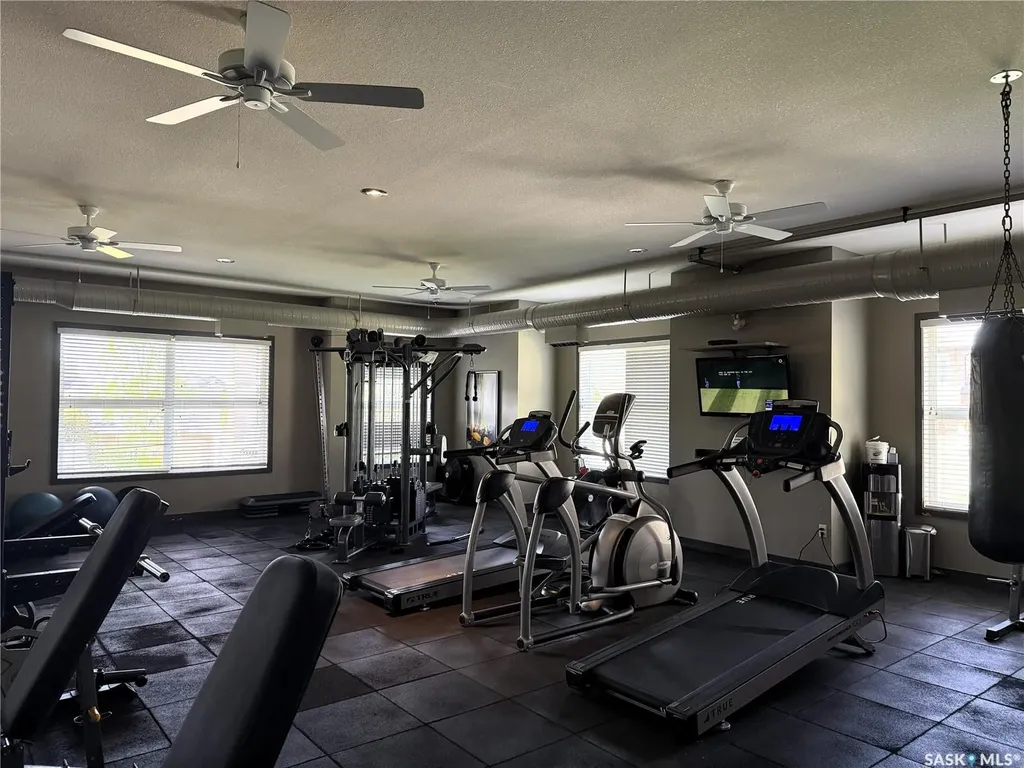1015 Patrick Crescent Saskatoon SK S7W 0M1