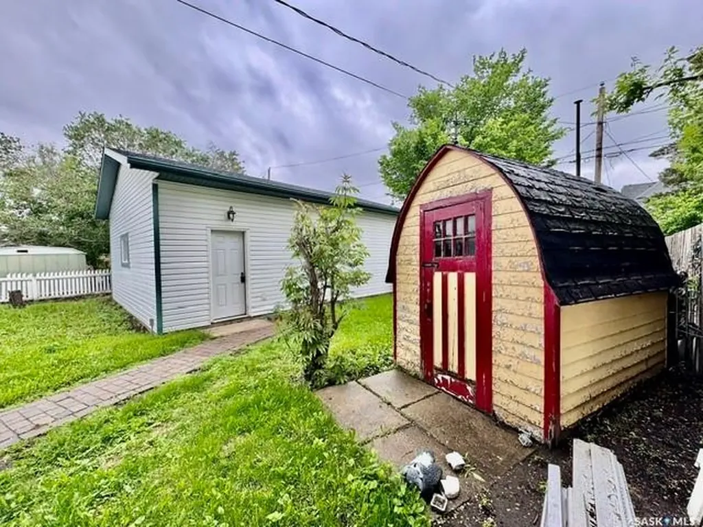 708 12th Street Humboldt SK S0K 2A0
