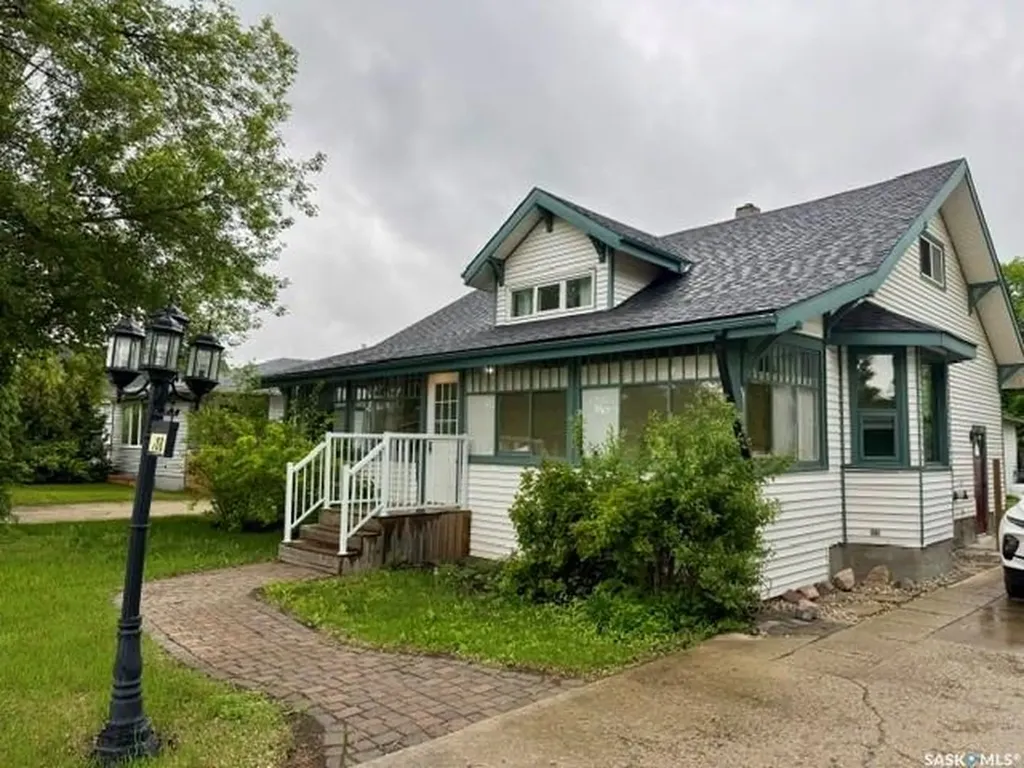 708 12th Street Humboldt SK S0K 2A0