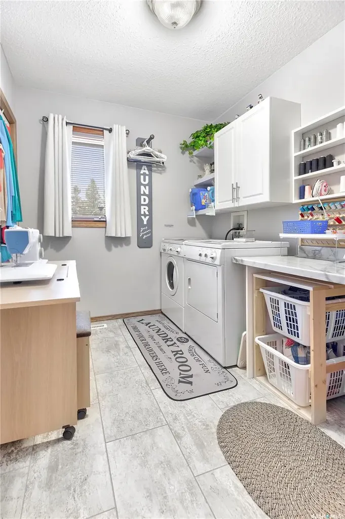 582 Mahon Drive Prince Albert SK S6V 7Z9