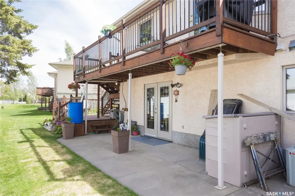 582 Mahon Drive Prince Albert SK S6V 7Z9
