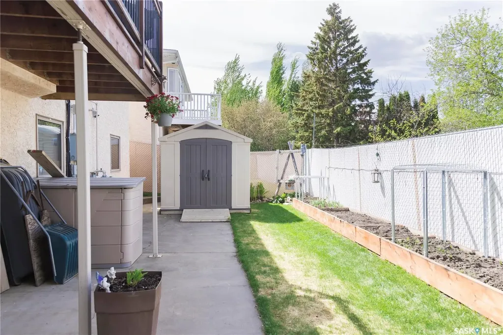 582 Mahon Drive Prince Albert SK S6V 7Z9