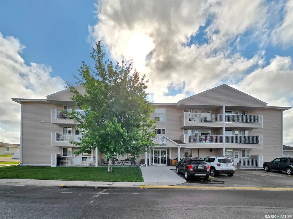 206 Pioneer Place Warman SK S0K 4S0