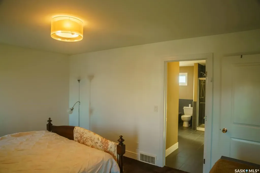 242 Pohorecky Street Saskatoon SK S7W 0J3