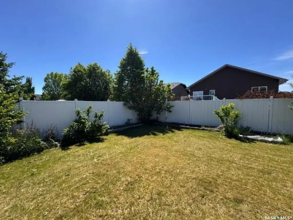 242 Pohorecky Street Saskatoon SK S7W 0J3