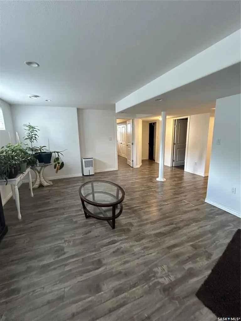 242 Pohorecky Street Saskatoon SK S7W 0J3