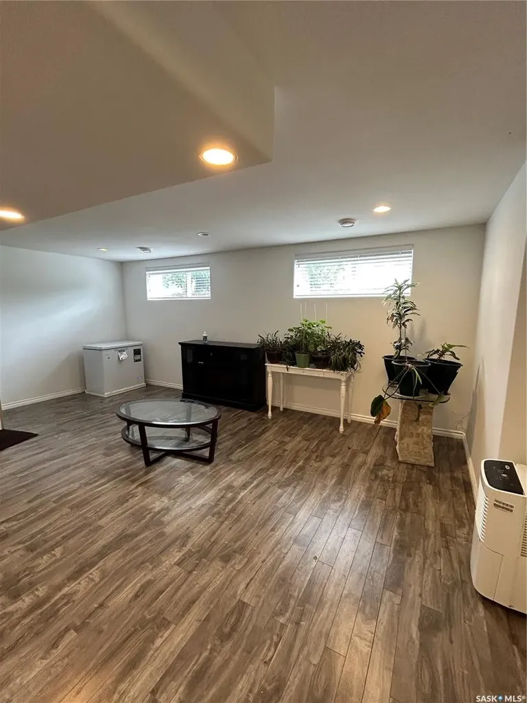 242 Pohorecky Street Saskatoon SK S7W 0J3