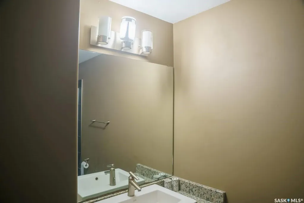 242 Pohorecky Street Saskatoon SK S7W 0J3