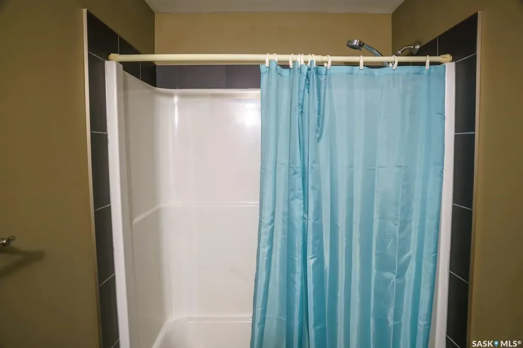 242 Pohorecky Street Saskatoon SK S7W 0J3