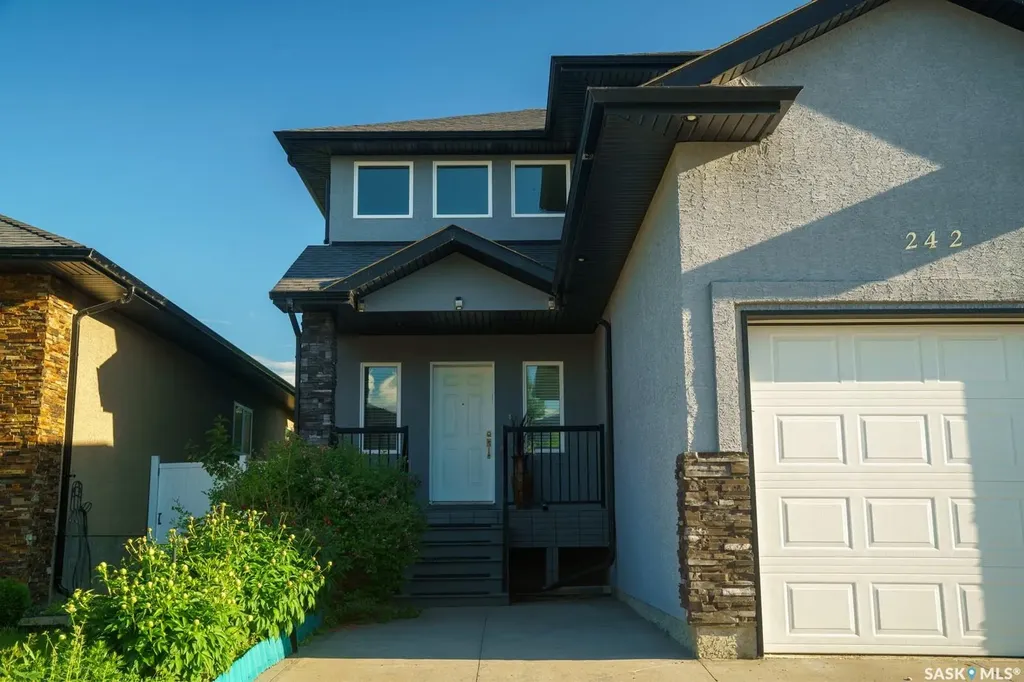 242 Pohorecky Street Saskatoon SK S7W 0J3