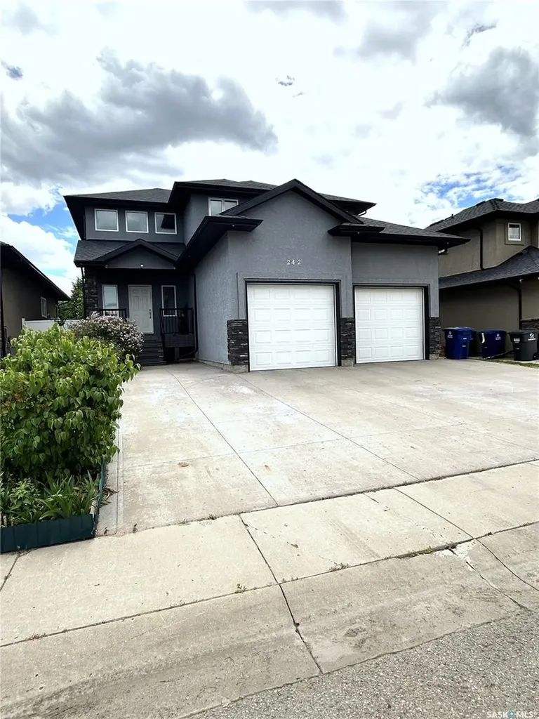 242 Pohorecky Street Saskatoon SK S7W 0J3