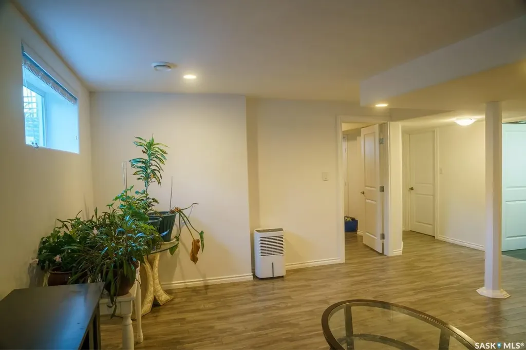 242 Pohorecky Street Saskatoon SK S7W 0J3