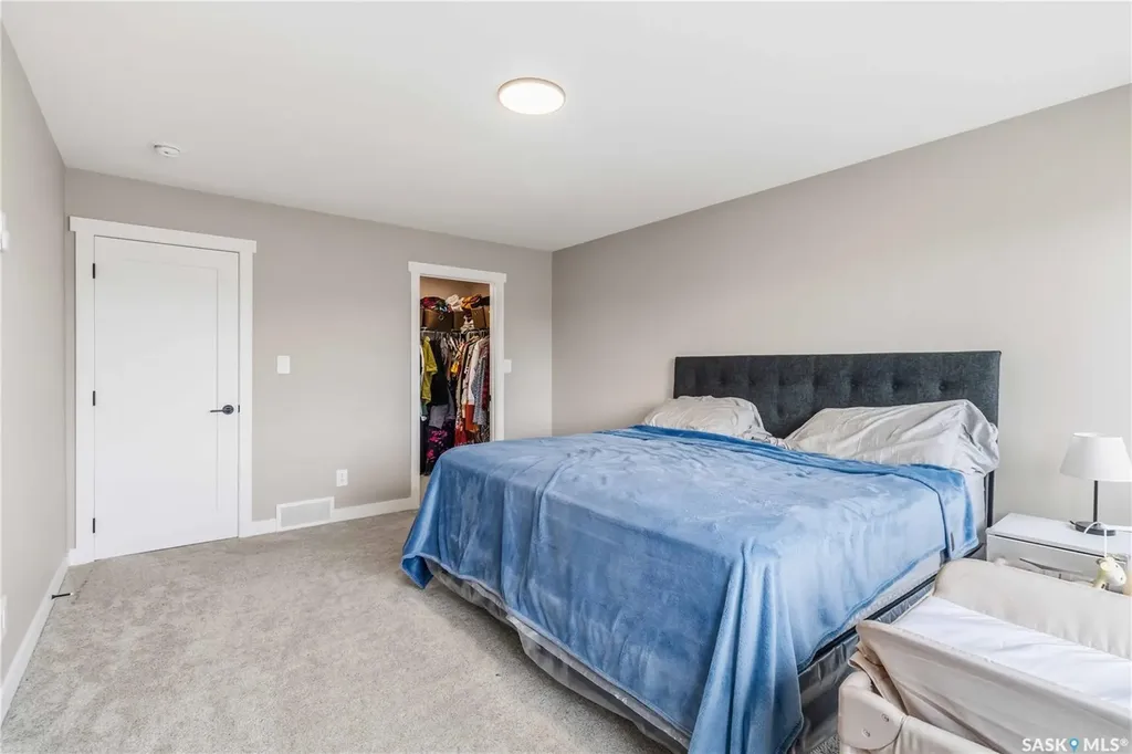 230 Schmeiser Bend Saskatoon SK S7V 1P7