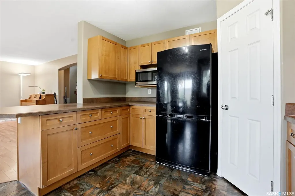435 Buckwold Cove Saskatoon SK S7N 4V9