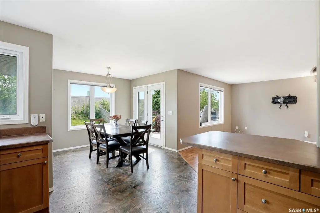 435 Buckwold Cove Saskatoon SK S7N 4V9