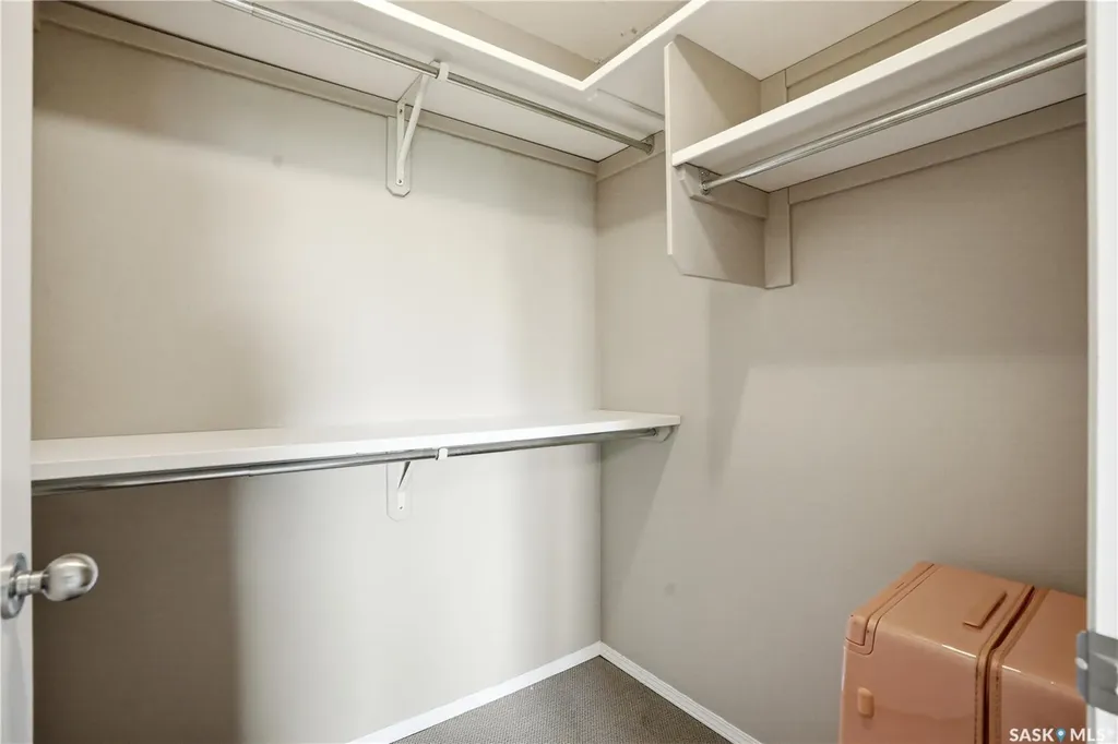 435 Buckwold Cove Saskatoon SK S7N 4V9