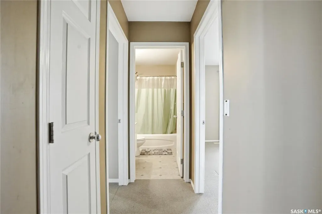 435 Buckwold Cove Saskatoon SK S7N 4V9