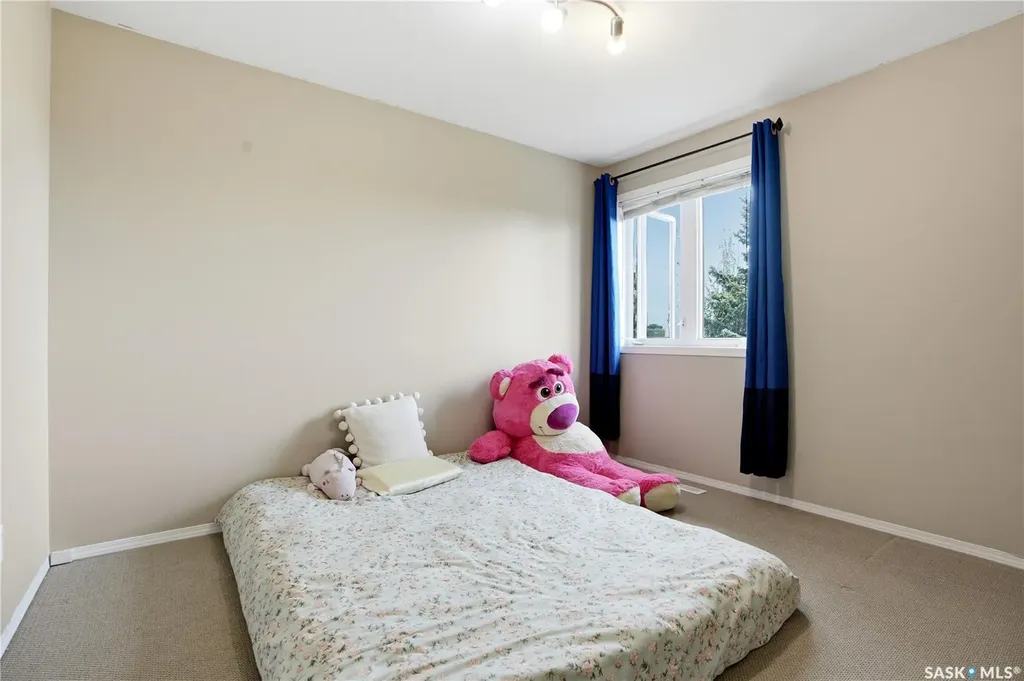 435 Buckwold Cove Saskatoon SK S7N 4V9