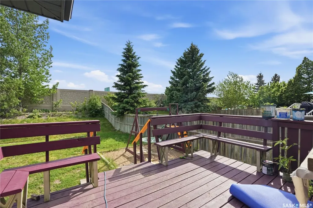 435 Buckwold Cove Saskatoon SK S7N 4V9
