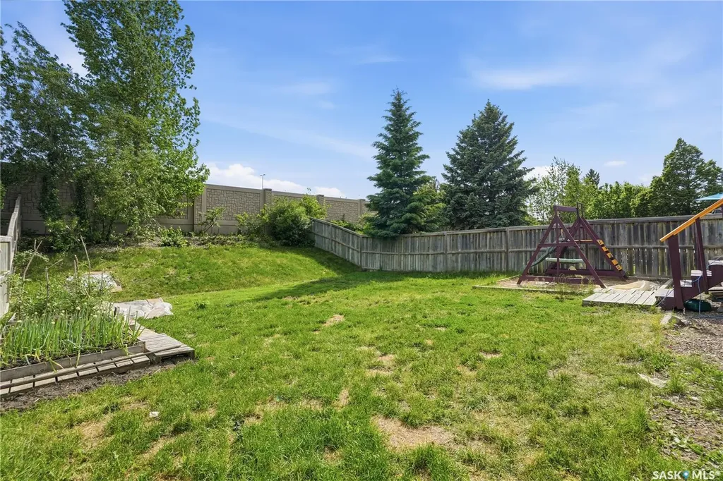 435 Buckwold Cove Saskatoon SK S7N 4V9