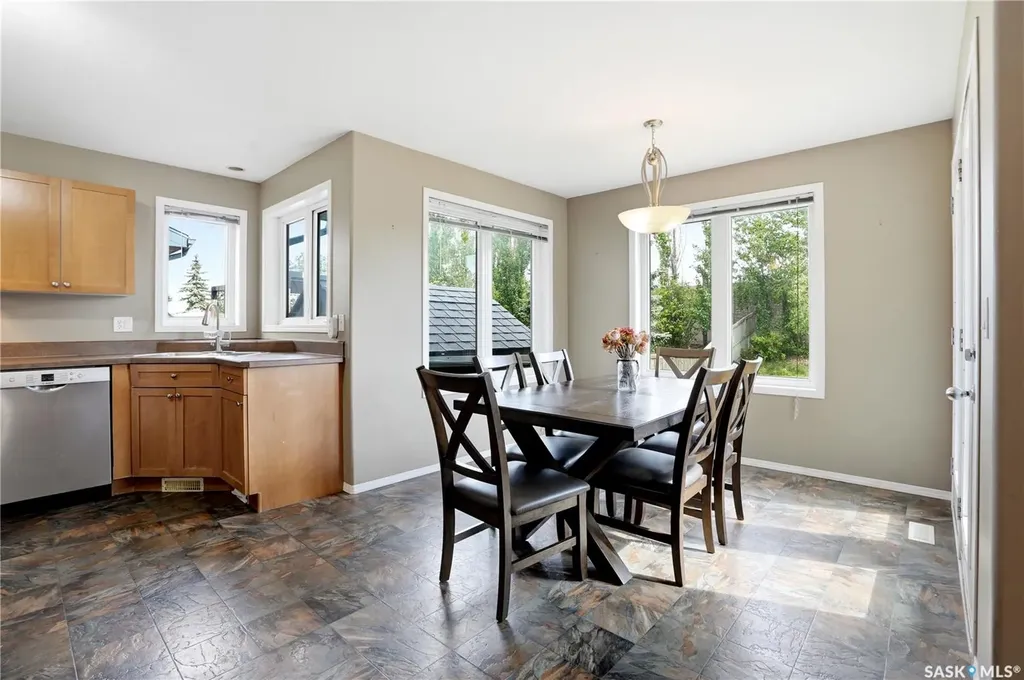 435 Buckwold Cove Saskatoon SK S7N 4V9