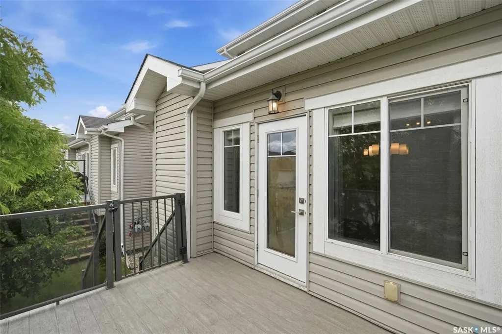 315 Dickson Crescent Saskatoon SK S7T 0T8