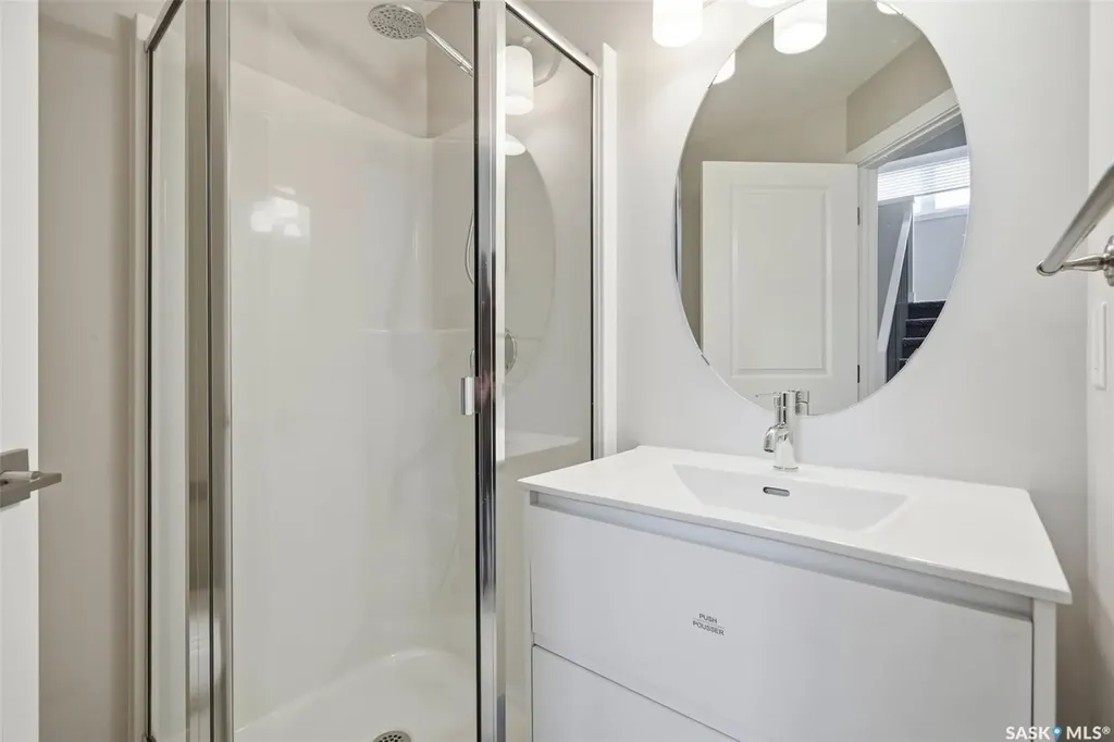 315 Dickson Crescent Saskatoon SK S7T 0T8