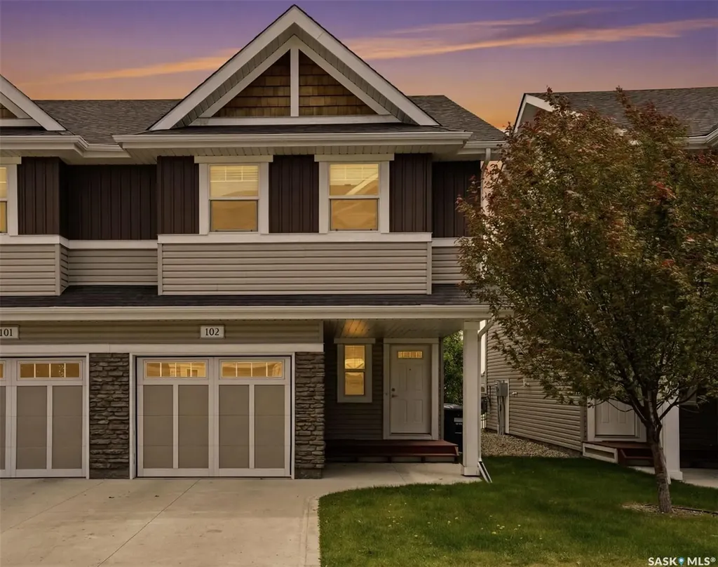 315 Dickson Crescent Saskatoon SK S7T 0T8