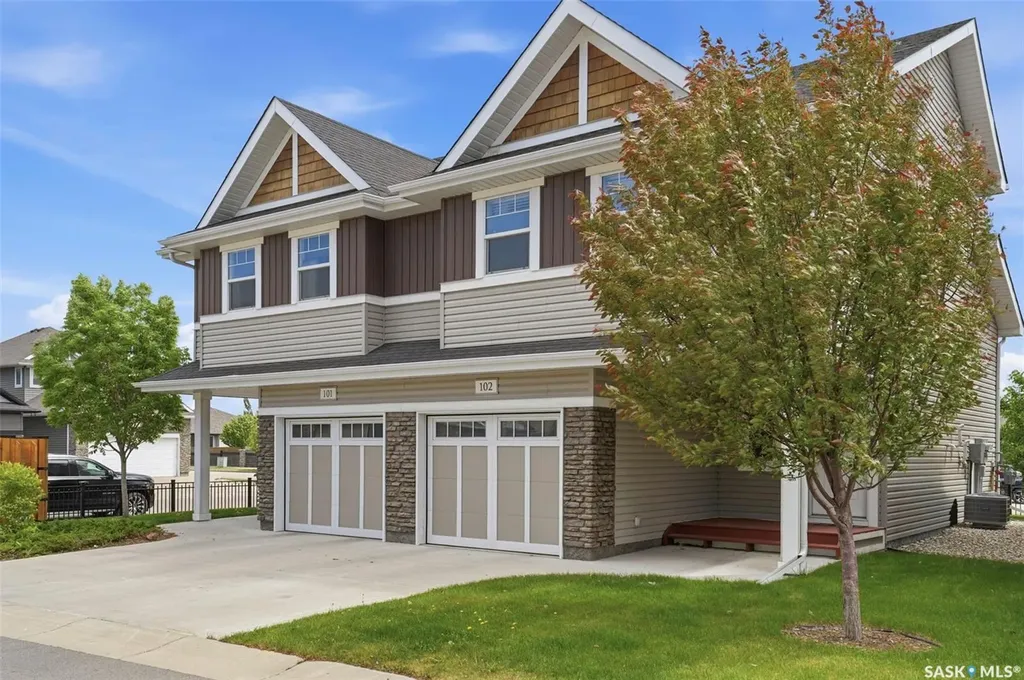 315 Dickson Crescent Saskatoon SK S7T 0T8