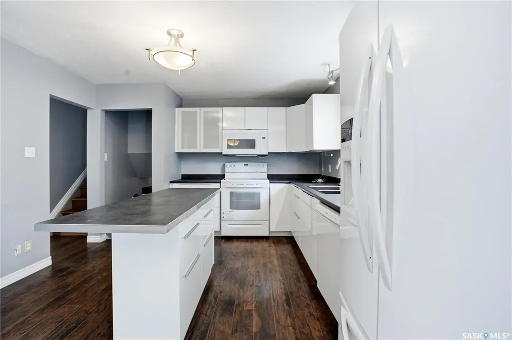 135 Penryn Crescent Saskatoon SK S7H 5G3