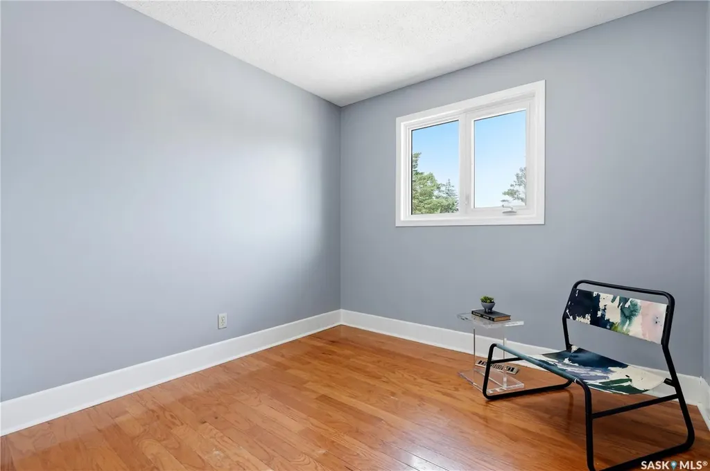 135 Penryn Crescent Saskatoon SK S7H 5G3